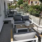Apartman Nea Stira Kondilia *