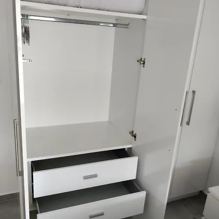 Nea Stira Kondilia * Néa Sztíra